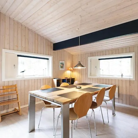 Four-bedroom In Nexo *